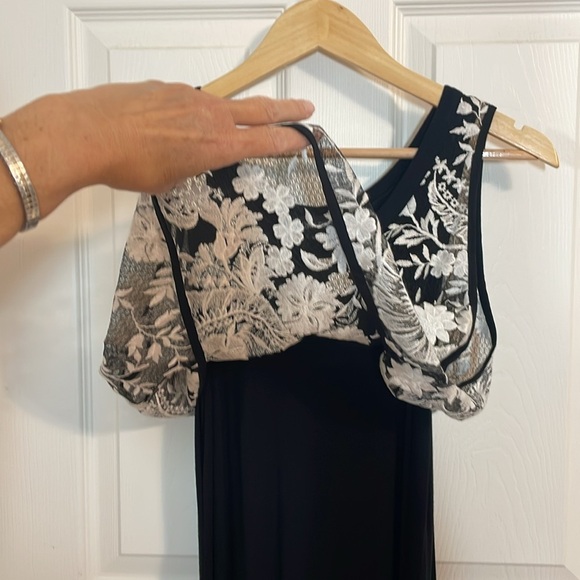 Karen Kane Black Embroidered Maxi Dress, Stretchy, Small - Picture 3 of 9